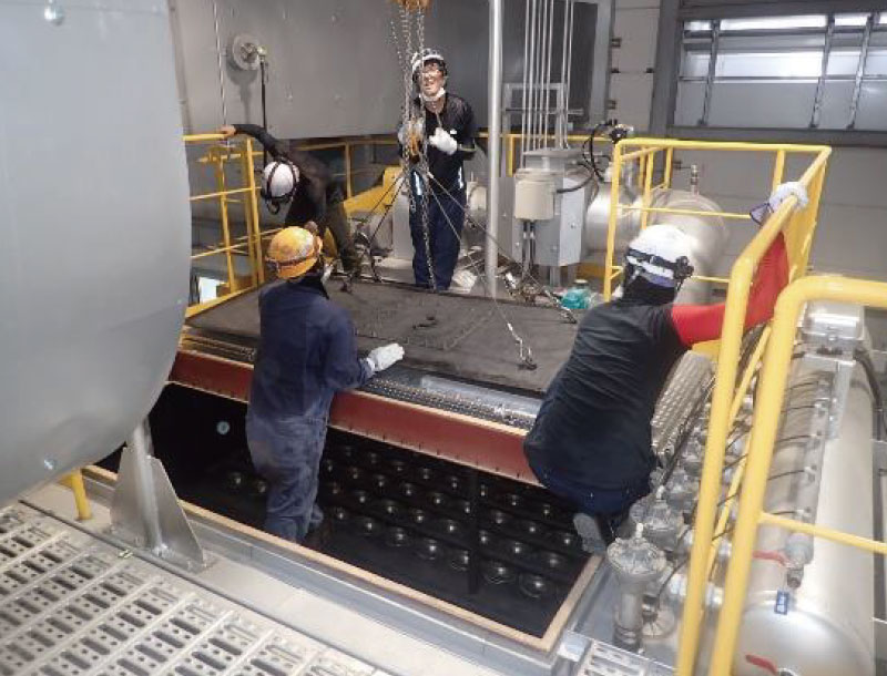 ろ過式集じん器開放点検